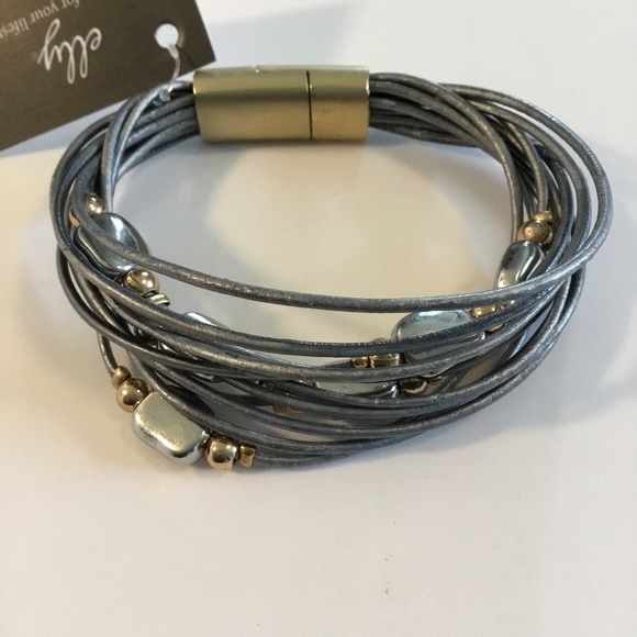 Silver Layered Leather 7” bracelet with beads NWT - Picture 3 of 4